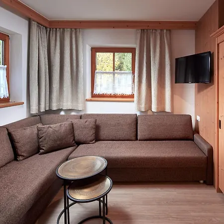 Habachklause Familien Bauernhof Hotel 4*