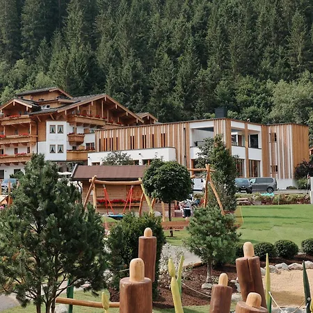 Hotel Habachklause Baby- Und | Bauernhof Bramberg am Wildkogel