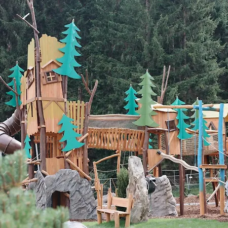 Habachklause Familien Bauernhof Resort 4* Bramberg am Wildkogel