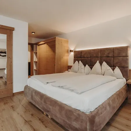 Hotel Habachklause Management Gmbh 4*